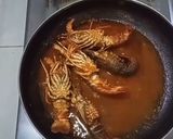 Foto langkah ke 7 dari resep Lobster Saus Merah.