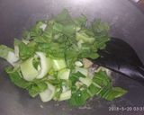 Foto langkah ke 4 dari resep 23. Oseng Caisim Telur#BikinRamadhanBerkesan.