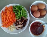 Hình bước làm 1 của món Bibimbap - Cơm trộn Hàn quốc