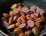 A picture of step 3 of Kale, Sausage and Potato Skillet.