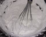 Foto del paso 4 de la receta: Merengue suizo en microondas