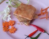 A picture of step 7 of Chicken cheese pocket parcel.