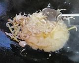 Foto langkah ke 2 dari resep Ikan Asin Tenggiri & Kembang Tahu Masak Tauco.