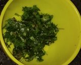 A picture of step 6 of Dahi Golgappe chaat.