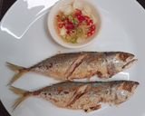 รูปขั้นตอนการทำที่ 5 ของ ปลาทู Two Menu แบบง่ายๆ 😊