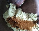A picture of step 4 of Radhaballavi (Urad dal kachori).