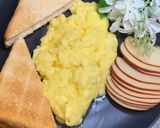 A picture of step 5 of Sweet scrambled egg💕.