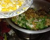A picture of step 4 of Spring roll.