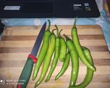 A picture of step 1 of Green Chilli Sauce.