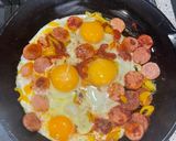 A picture of step 3 of Easy Omellete for Brunch.