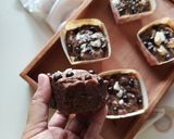 Foto langkah ke 9 dari resep Choco Banana Muffin.