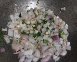 झणझणीत कोल्हापुरी गावरान झुणका (Kolhapuri Zunka Recipe In Marathi) रेसिपी स्टेप 2 फोटो 