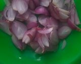 Foto langkah ke 2 dari resep Tumis Sawi Hijau Pindang Cuek.