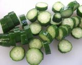 A picture of step 1 of Taiwanese-Style "Kyuchan" Cucumber Pickles.