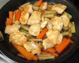 A picture of step 4 of Tender Chicken Breast with Burdock Root.