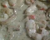 A picture of step 4 of Shrimp and crab pesto pasta.