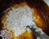 A picture of step 5 of Onion Rice.