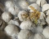 Foto langkah ke 4 dari resep Bakso Kuah Sapi.