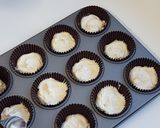 Φωτογραφία βήματος 2 της συνταγής Cupcake & Buttercream (Κεκάκια και βουτυρόκρεμα)