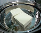 A picture of step 1 of Tofu Dessert.