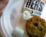 A picture of step 1 of Chocochip S'Mores.