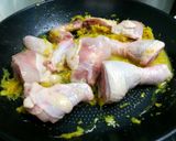 A picture of step 2 of Turmeric Chicken Rice.