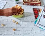 Foto langkah ke 6 dari resep Popcorn karemal.
