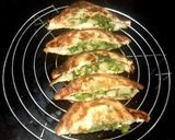 A picture of step 1 of Potato green pea sandwich in aluminium sandwich maker.