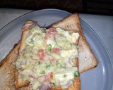A picture of step 8 of Avacado sandwich 🥪.