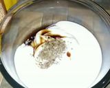 A picture of step 1 of Tartar sauce.