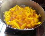 A picture of step 1 of Gobhi curry (no Onion & Garlic).