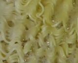 صورة لخطوة 1 من وصفة 🍜 نودلز 🍜 بصوص الصلصة الحمراء