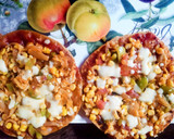 चीज़ कॉर्न रोटी पिज़्ज़ा (cheese corn roti pizza recipe in Hindi) रेसिपी चरण 3 फोटो