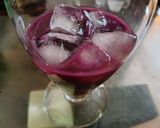 A picture of step 3 of Black jamun mojito.