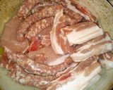 Foto del passaggio 2 della ricetta Tris di carne di maiale aromatizzata con pomodorini