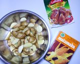 Foto langkah ke 2 dari resep Baby Potato Wedges.