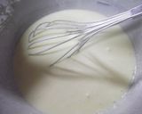 A picture of step 3 of Pound Cake with Heavy Cream.