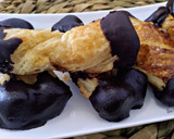 Foto del paso 7 de la receta: Lazos de hojaldre bañados en chocolate
