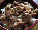 A picture of step 7 of Refreshing Pork Don Rice Bowl with Ponzu Sauce and Grated Daikon Radish.