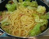 A picture of step 2 of Easy Lettuce and Bacon Pasta with Yuzu Pepper.