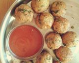 A picture of step 5 of Spinach cheese balls.