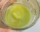 A picture of step 2 of Ashlee's Delicious Green Smoothie.