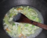 Foto langkah ke 2 dari resep 105. Mie Sayur Pedas Mantul.