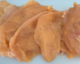 Foto del paso 3 de la receta: Pechugas de pollo en el horno con verduras