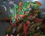 A picture of step 2 of Fried rice.