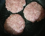 Foto del paso 2 de la receta: Hamburguesa de res con amaranto y pan brioche👌🏼🍔