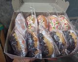 Foto langkah ke 8 dari resep Donat Ekonomis Untuk Dijual 1000an.
