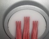 Foto del passaggio 2 della ricetta Spaghetti quadrati di Rapa Rossa con Burro e Salvia