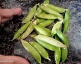 A picture of step 6 of Methi Matar Malai.