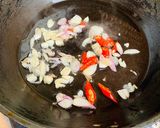 Foto langkah ke 3 dari resep Tumis Kembang tahu seledri.